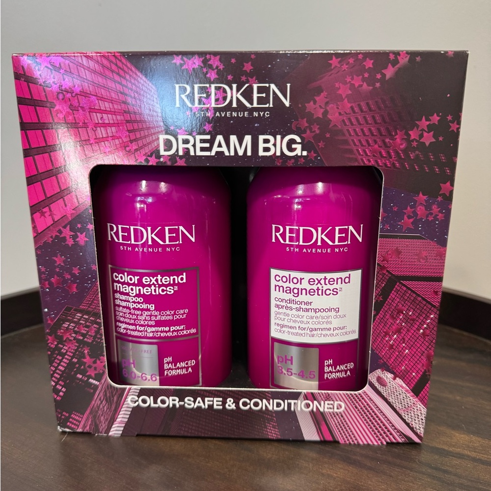 Redken COLOR EXTEND MAGNETICS SULFATE-FREE SHAMPOO & CONDITIONER